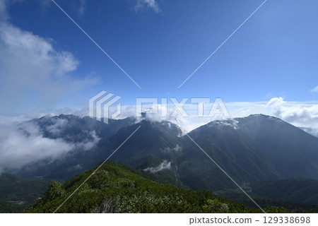 攀登山梨縣千疊岳 129338698