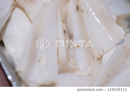 包裝好的雞軟骨圖(庫存照片) 包裝好的雞軟骨圖(庫存照片) 129339111