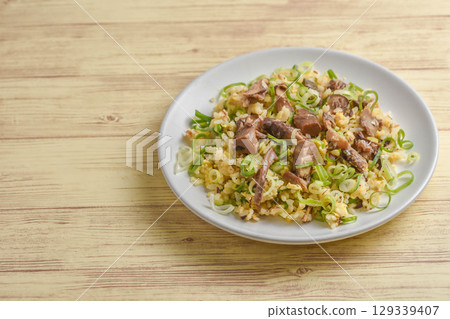 Canned mackerel fried rice 129339407