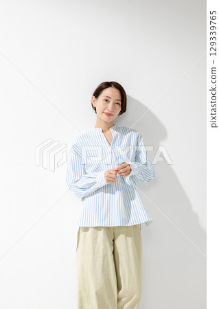 Portrait of a middle-aged woman Portrait of a middle-aged woman 129339765