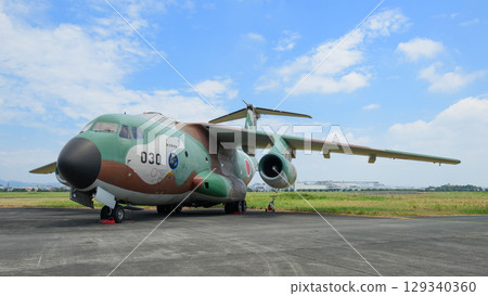 C-1 transport aircraft on the Air Self-Defense Force apron C-1 transport aircraft on the Air Self-Defense Force apron 129340360