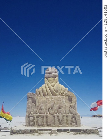 Monument and flag of Bolivia, Dakar Rally Monument and flag of Bolivia, Dakar Rally 129341602