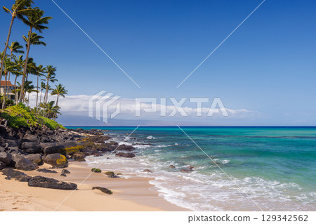Beautiful Maui landscape in Hawaii 129342562