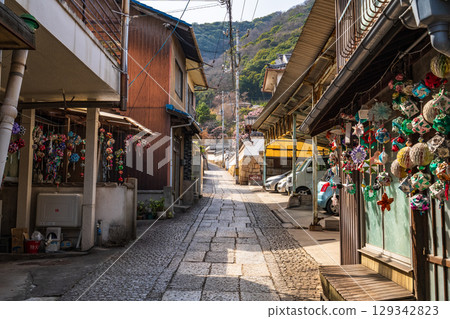Hiroshima Prefecture: The Alleys of Tomonoura: The Original Japanese Style Hiroshima Prefecture: The Alleys of Tomonoura: The Original Japanese Style 129342823