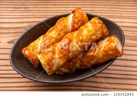 Thick bamboo shoots 129342845