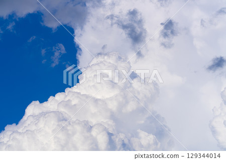 八月的天空（3：2） 129344014