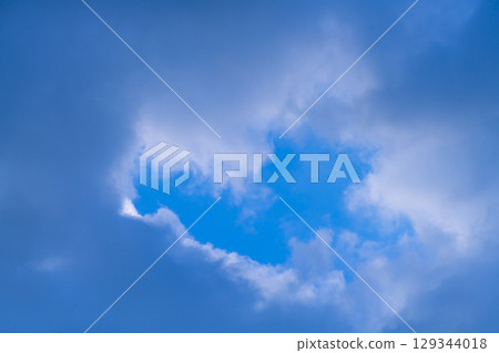 八月的天空(3:2) 八月的天空(3:2) 129344018