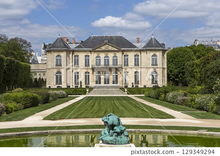 in the gardens of the Rodin musem, Paris, France in the gardens of the Rodin musem, Paris, France 129349294