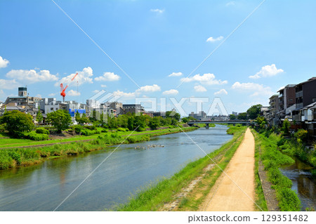 Kyoto · Kamogawa 129351482