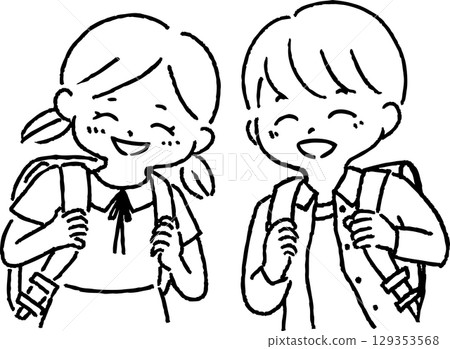 微笑的男孩和女孩背著書包 129353568