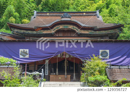 Chikubushima Hogonji Temple National Treasure Main Hall 129356727