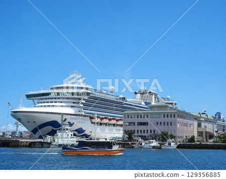 Shizuoka Prefecture Shimizu Port Water Bus and Diamond Princess August Shizuoka Prefecture Shimizu Port Water Bus and Diamond Princess August 129356885