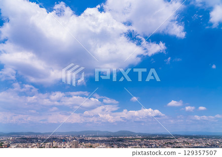 從東山天空塔眺望名古屋市中心的夏天（愛知縣名古屋市） 129357507