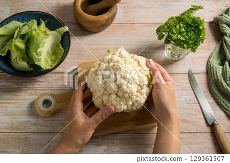 Cauliflower lettuce pieces, healthy vegetables, cruciferous food. 129361507