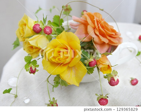 Roses and Strawberries Roses and Strawberries 129365829