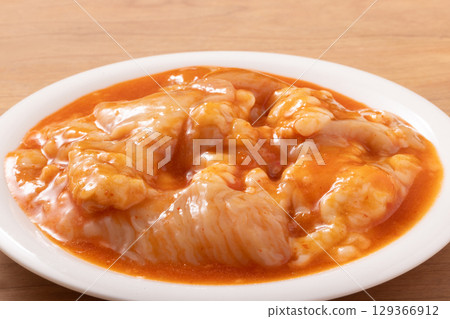 Beef intestines (gochujang flavor) Beef intestines (gochujang flavor) 129366912