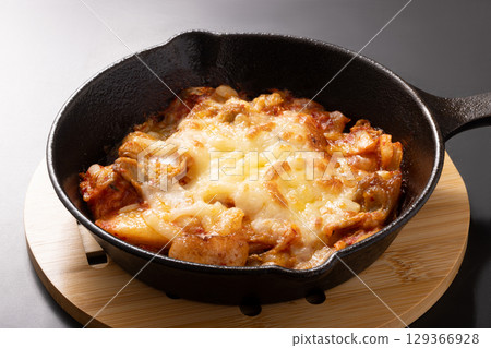 [Cheese Dakgalbi] Pork kimchi and cheese 129366928