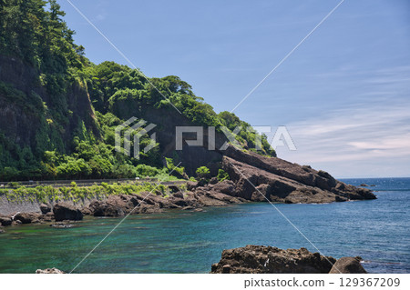 Kochomon Gate, a large natural tunnel 1 129367209