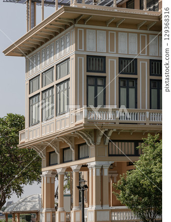 Architectural exterior of The Bang Khun Phrom or Bank of Thailand Museum is a magnificent. 129368316