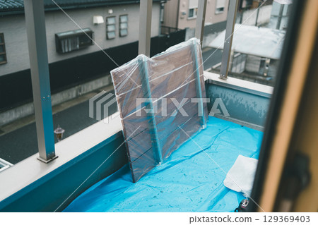 Balcony renovation 129369403