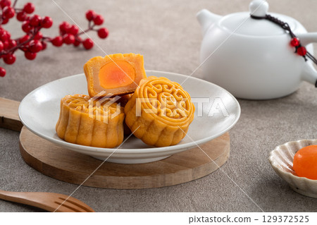 中秋節 月餅 節日 蓮蓉 蛋黃 MidAutumn Festival Moon cake げっぺい 129372525