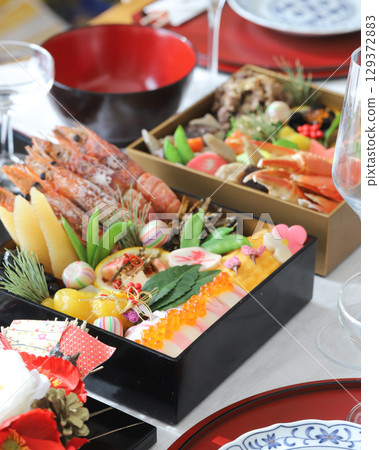 Hand-made rice dishes 129372883