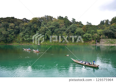 Kuma River Rafting in Hitoyoshi (Kumamoto Prefecture) 129375964