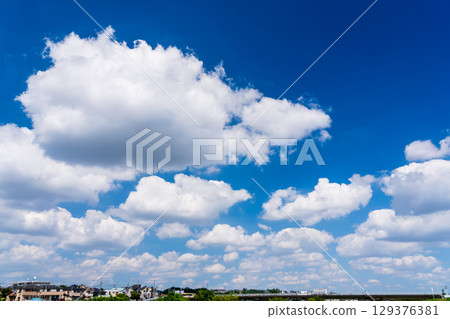 Summer sky scenery 129376381
