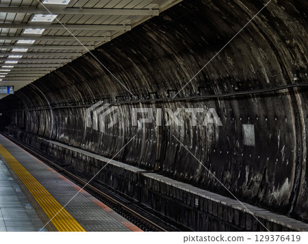 JR東日本馬喰町月台及隧道壁 129376419