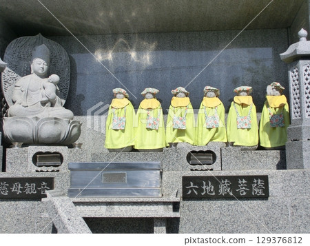 直教寺的觀世音菩薩和六位地藏菩薩 129376812