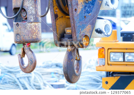 帶有起重機吊鉤的風景 129377065