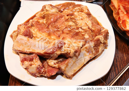 Korean barbecue. marinated beef rib bbq 129377862