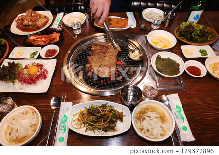 Korean barbecue. marinated beef rib bbq 129377896