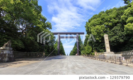 與鳥居的風景 129379790