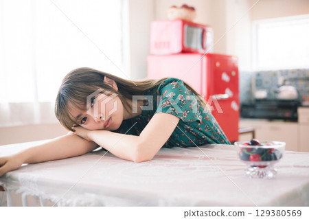 Troubling women Troubling women 129380569