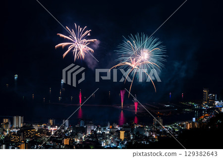 [Shizuoka Prefecture] Atami's Million Dollar Night View and Fireworks Over the Sea - Summer Fireworks 129382643