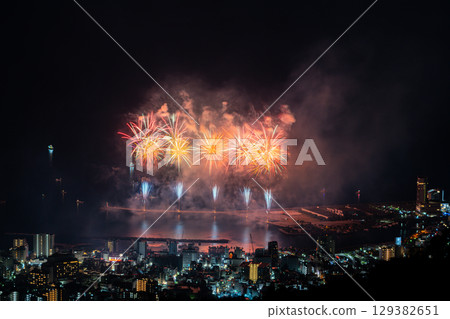 【靜岡縣】熱海百萬夜景與海上煙火－夏日煙火 129382651
