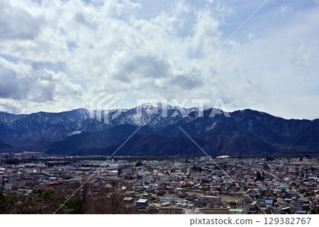 Shinshu scenery - Cloud-covered Mount Gaki in the Northern Alps Shinshu scenery - Cloud-covered Mount Gaki in the Northern Alps 129382767