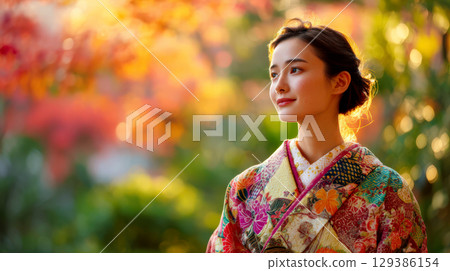 秋葉和穿著和服的女人 129386154