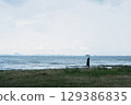 夏日琵琶湖畔的人們 129386835