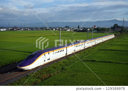 E8系山形新幹線。 2025年8月9日 129389978