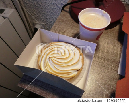 Lemon tart Lemon tart 129390551