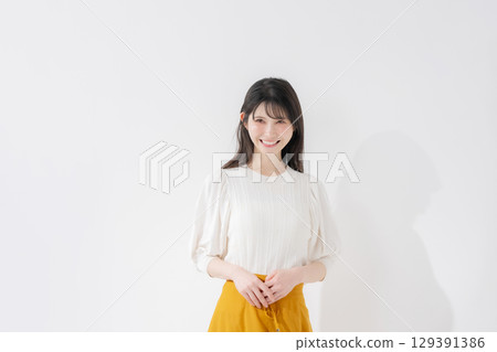 Women Smile 129391386
