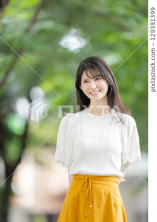 女人, 鮮綠, 綠色, 微笑 129391399