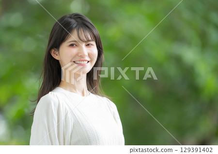 Woman, Fresh green, Green, Smile Woman, Fresh green, Green, Smile 129391402