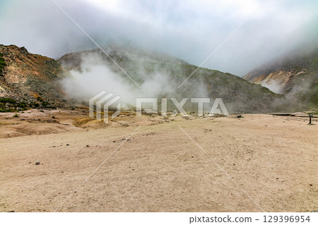 硫黃山（北海道，七月） 129396954