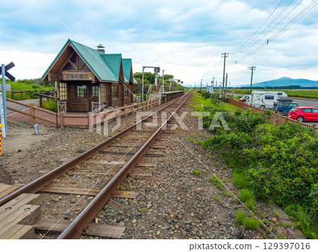 Koshimizu Primeval Flower Garden (Hokkaido, July) 129397016