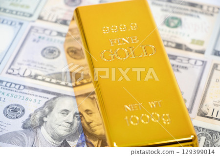 Dollar Gold Bar 129399014