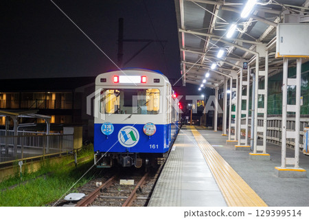 Yokkaichi Asunarou Railway "New 260 Series Narou Blue" [Stopped at Nishihino Station] 129399514