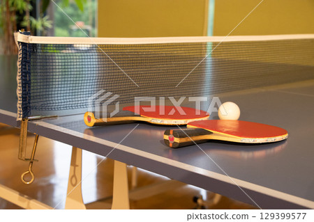 Table tennis 129399577
